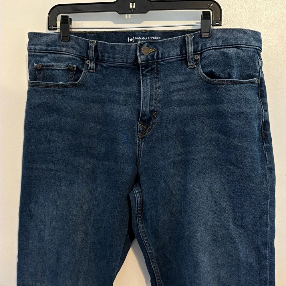 Banana Republic Legacy Straight Fit Jeans 38W 32L